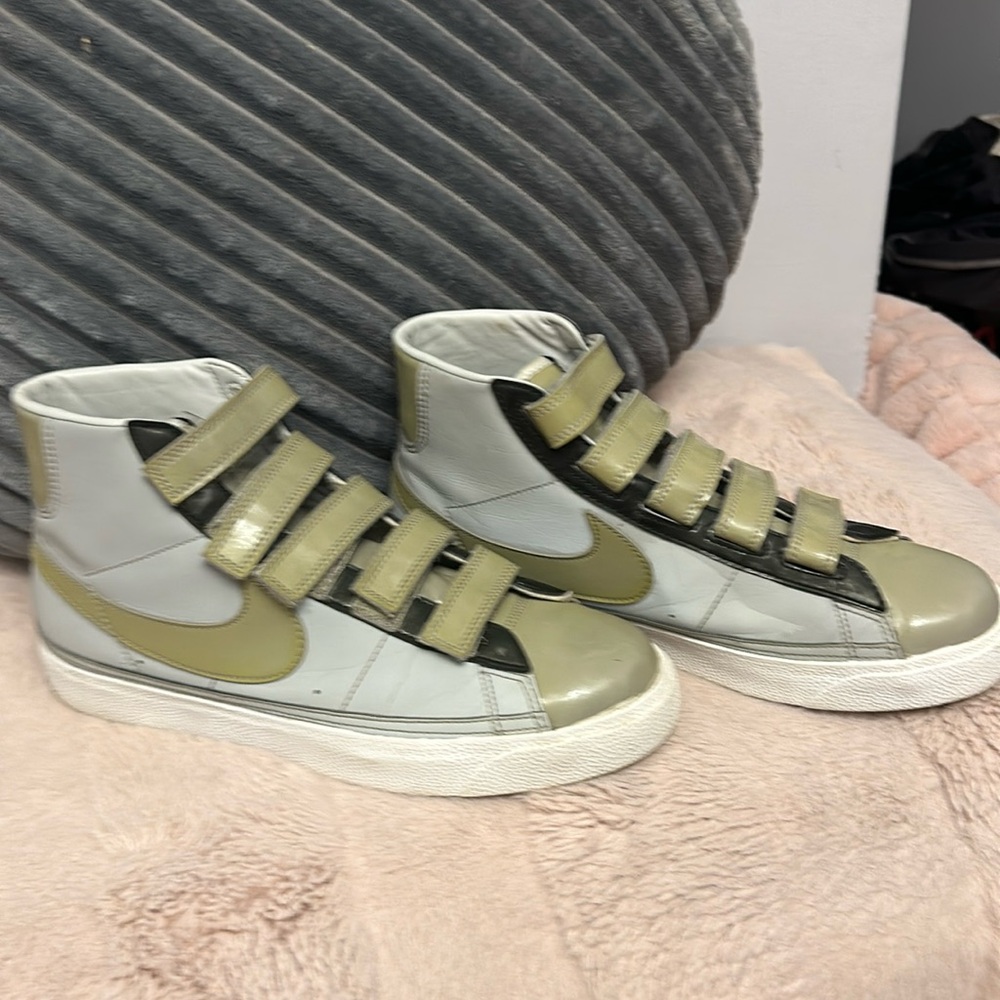 Nike blazer